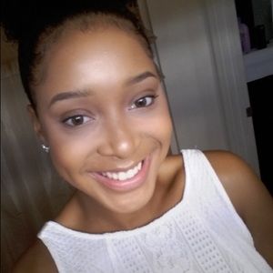 Meet your Posher, Tamya